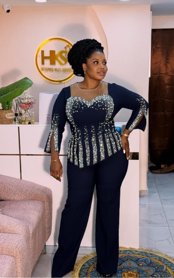 L’Ensemble Pantalon majesté Bleue